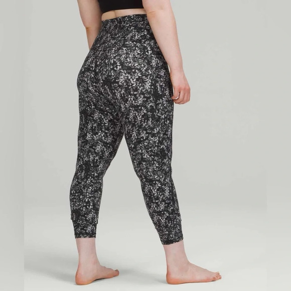 Lululemon Align High-Rise Pant with Pockets 25" Blossom Overlay Starlight Size 6 - Picture 1 of 10